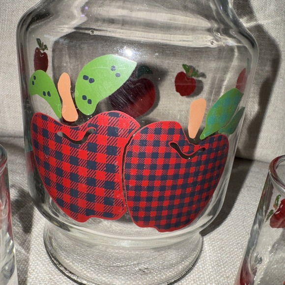 Vintage Apple Anchor Hocking Set Apple Carafe Juice Pitcher and 3 Glasses OLA000 - Picture 2 of 12